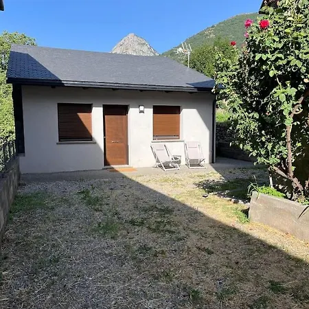 Casa En Plan, Garaje Angel Chalet Plan