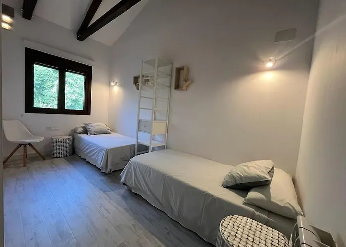 Chalet Casa En Plan, Garaje Angel *